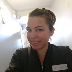 Meet your Posher, Ana